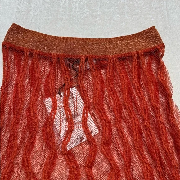 Red Textured Scarf - Picture 2 of 5